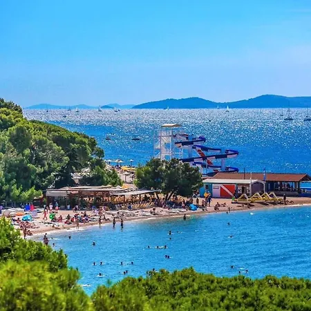 Luna In Biograd Center